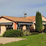 Campanile Nature - Niort Est