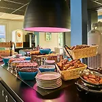 Campanile Nature - Niort Est La Creche 3* La Creche