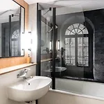 Hotel Campanile Nature - Niort Est La Creche