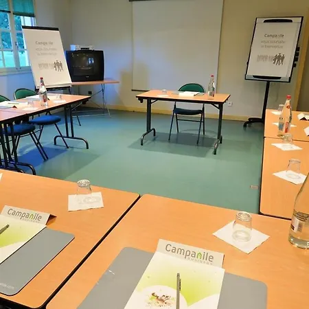Campanile Nature - Niort Est Hotel La Creche