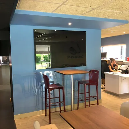 호텔 Kyriad Niort -