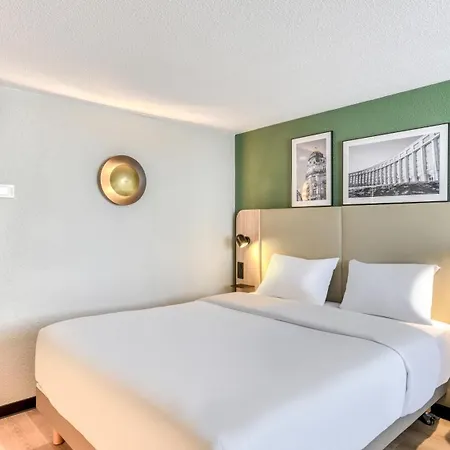 Campanile Nature - Niort Est Hotel La Creche