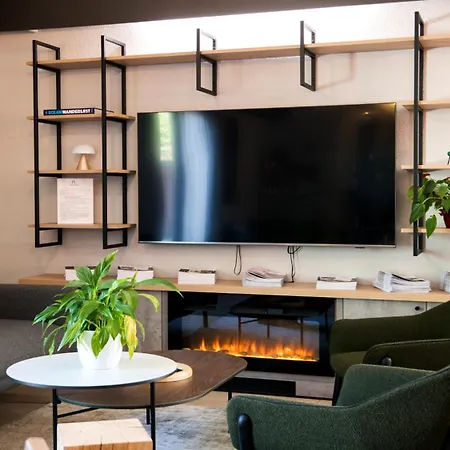 Hotel Campanile Nature - Niort Est 3*