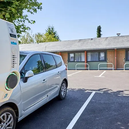 Campanile Nature - Niort Est Hotell