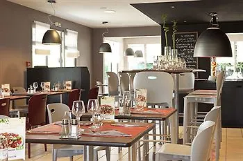 Kyriad Niort - 3* La Creche