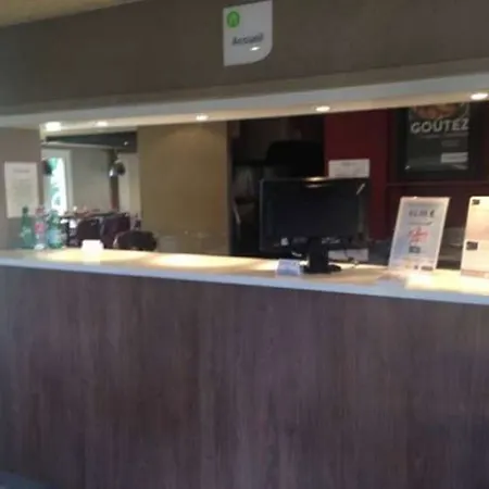 Campanile Nature - Niort Est 3*