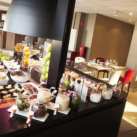 Kyriad Niort - Hotel 3*