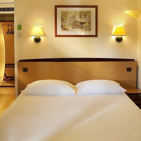 Hotel Kyriad Niort -